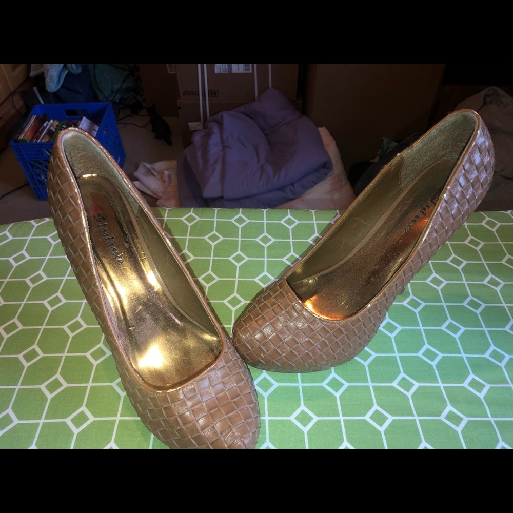 Heels size 11 M